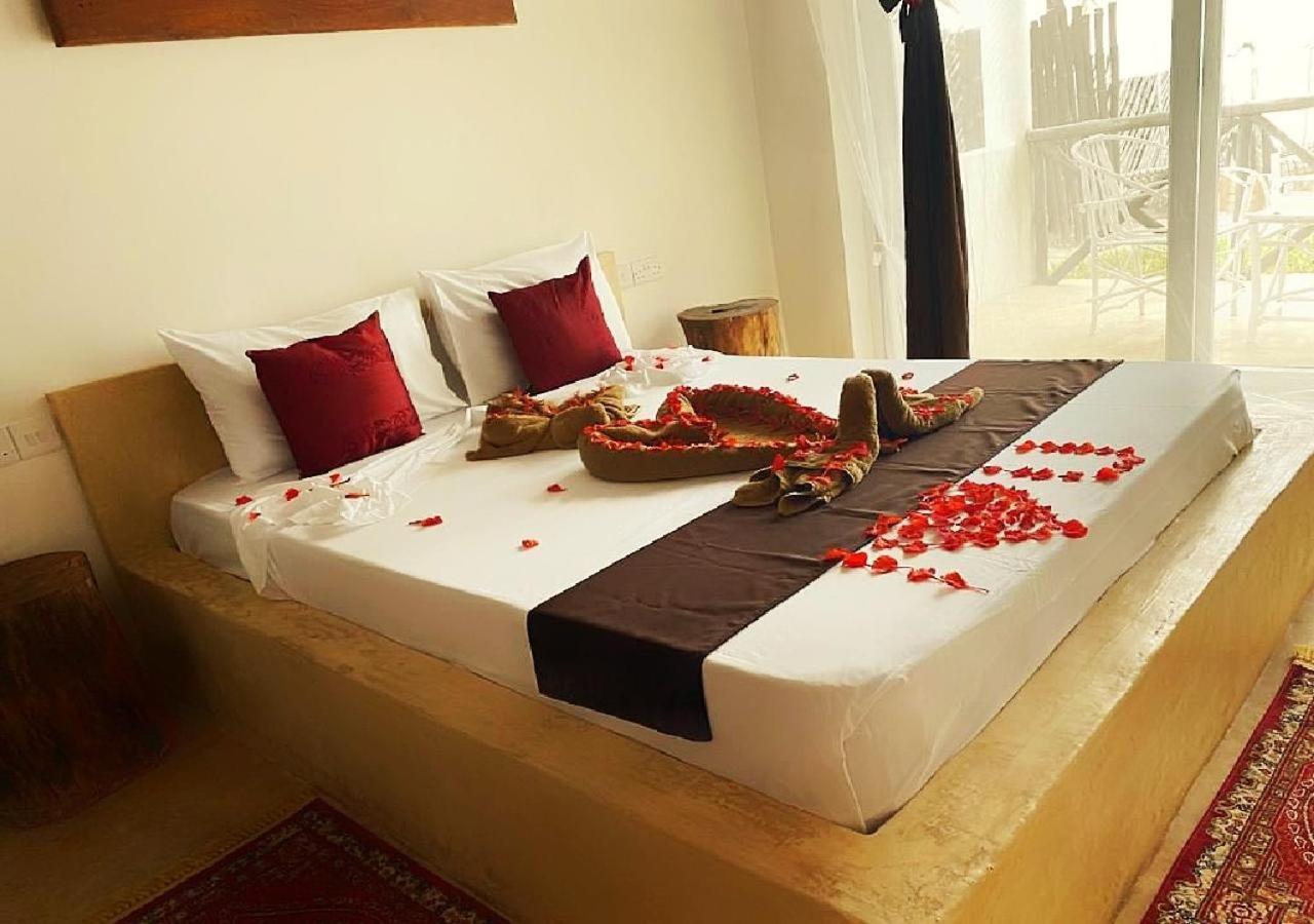 Ayla House Hotel