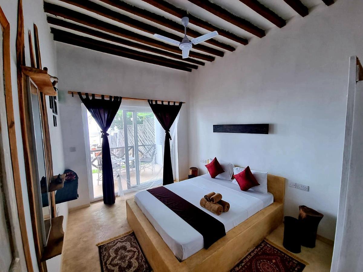 Hotel Ayla House *