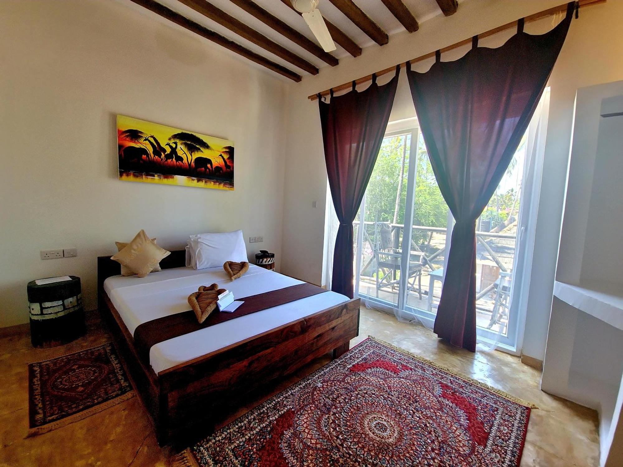 Ayla House Hotel